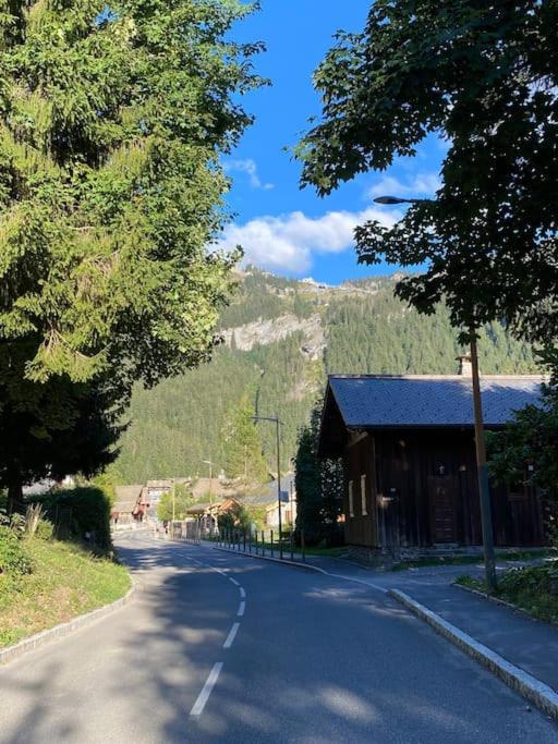 Gorgeous 2 Bedroom, 2 Full Bath, Ski In Apartment! Winner Of 2025 And 2024 Traveller Award! Morzine Esterno foto